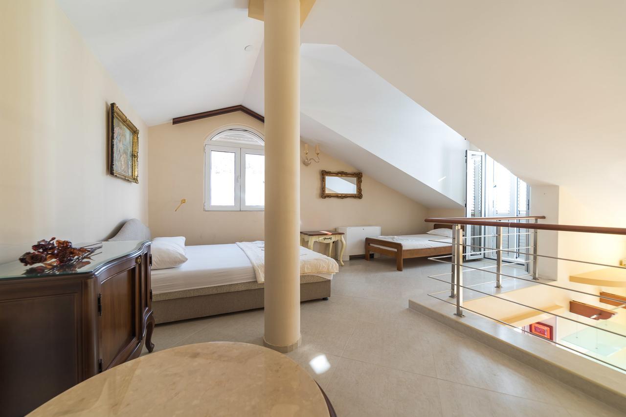 Apartments Vuksic スヴェティ・ステファン エクステリア 写真